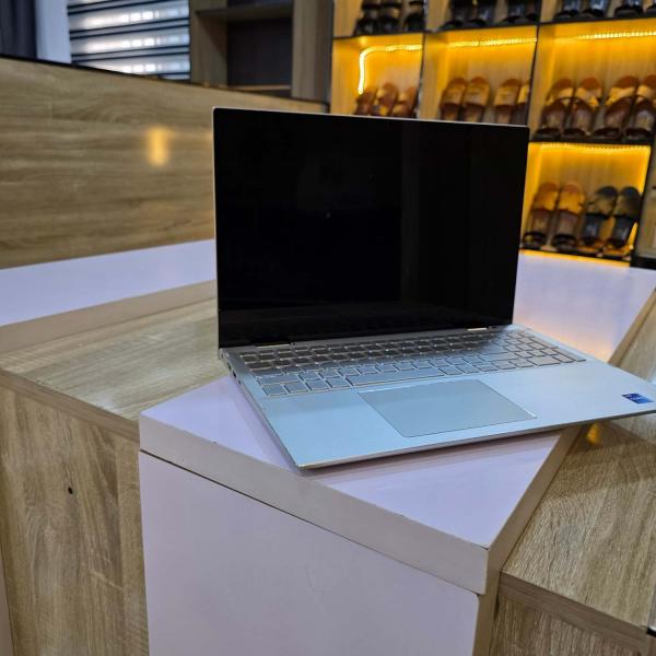 Dell Inspiron 7506 2in1 Convertible to Tablet Intel Corei7-1165g7