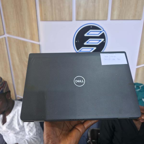 Dell Latitude 7320 Intel Core i5-1135G7