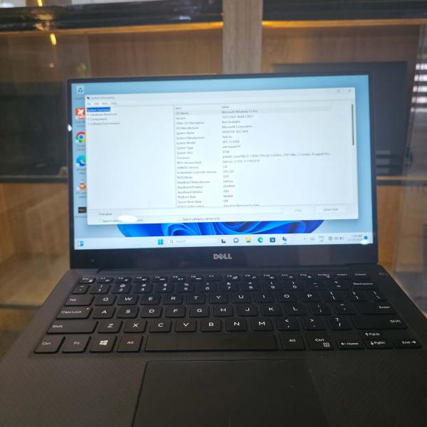 Dell XPS 13 9360 Corei5 7th Gen