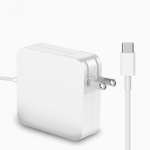 USB-C MacBook 61W Adapter