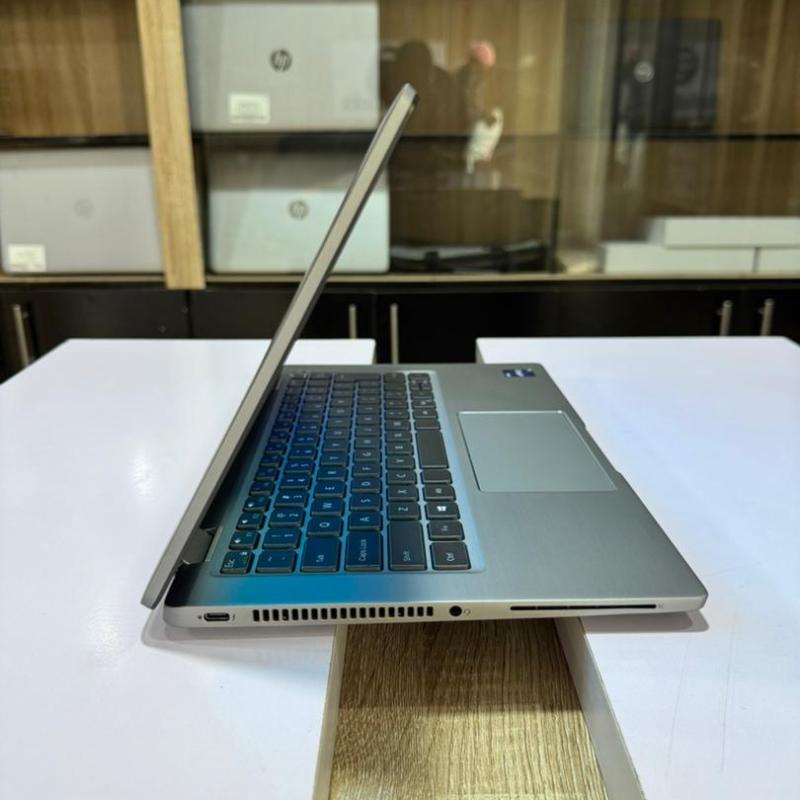 Dell Latitude 7320 – 16GB RAM, 256GB SSD, 13.3" Touchscreen (Premium Silver)